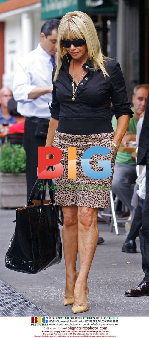 Suzanne Somers Dines in NYC