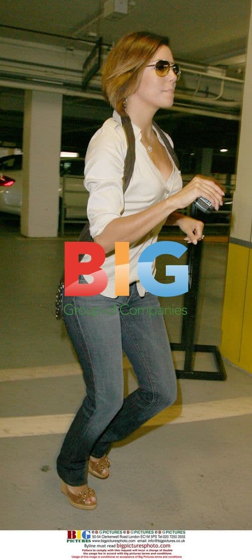 Eva Longoria runs errands in Beverly Hills