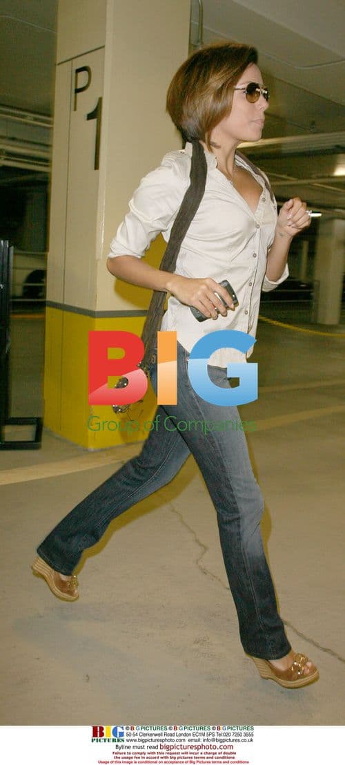 Eva Longoria Runs Errands in Beverly Hills