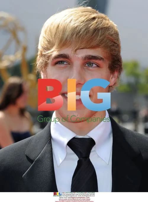 Cody Linley at 2008 Creative Arts Emmys