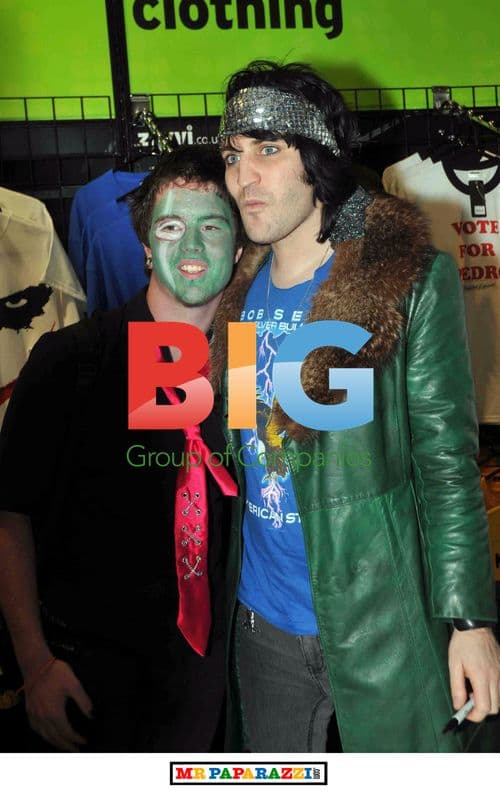 The Mighty Boosh cast signing books in Glasgow