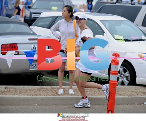 Jennifer Lopez at 2008 Malibu Triathlon