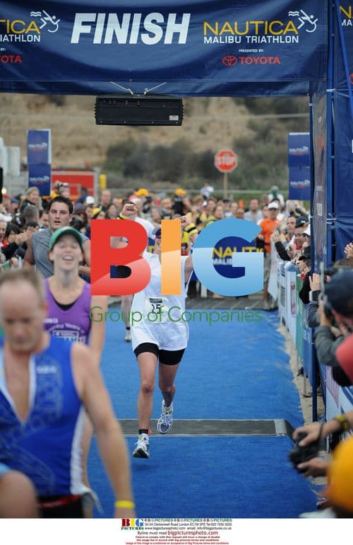 Jennifer Lopez at 2008 Malibu Triathlon