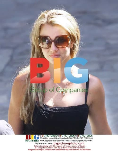 Britney Spears visits Hollywood studio