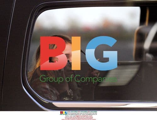 Mary-Kate Olsen at LAX, smoking, on phone