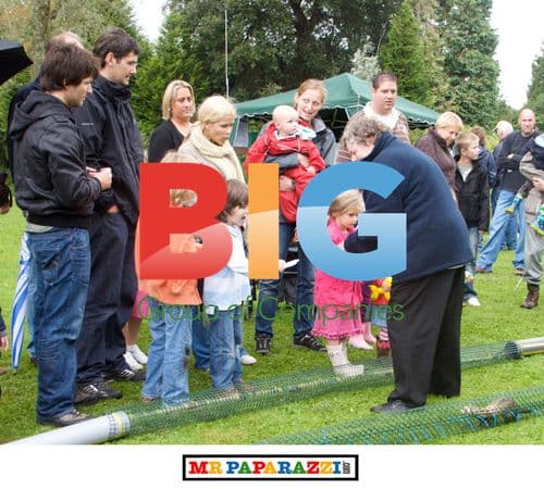 Melinda Messenger reunited with husband Wayne