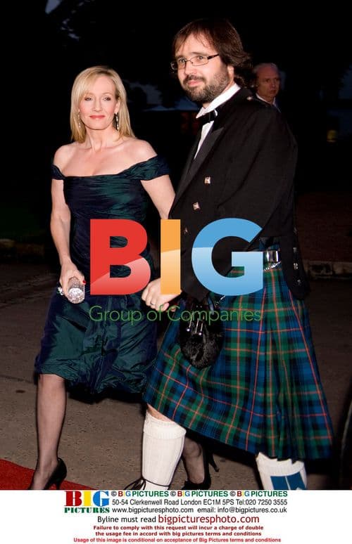 JK Rowling Receives Edinburgh Award