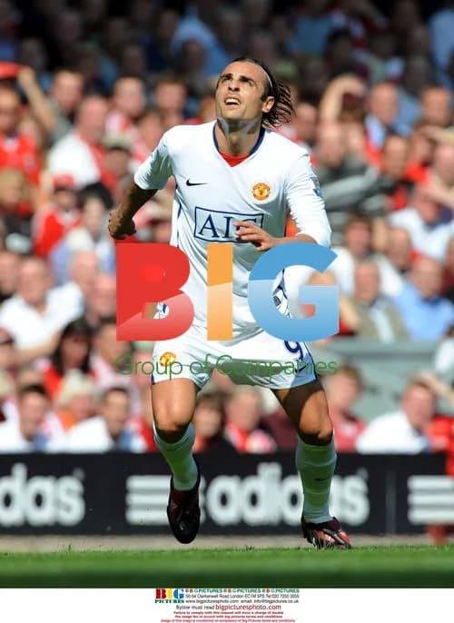 Dimitar Berbatov at Liverpool vs Man Utd
