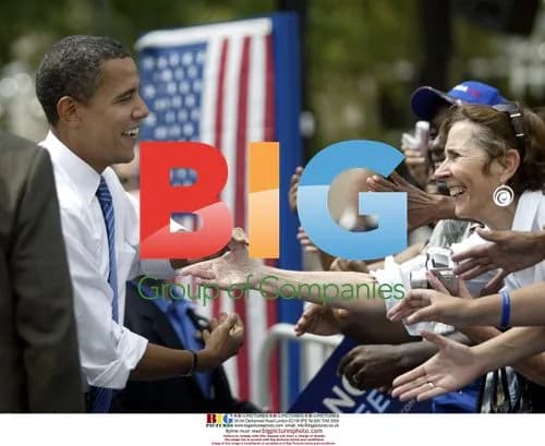 Obama Greets Supporters in Charlotte