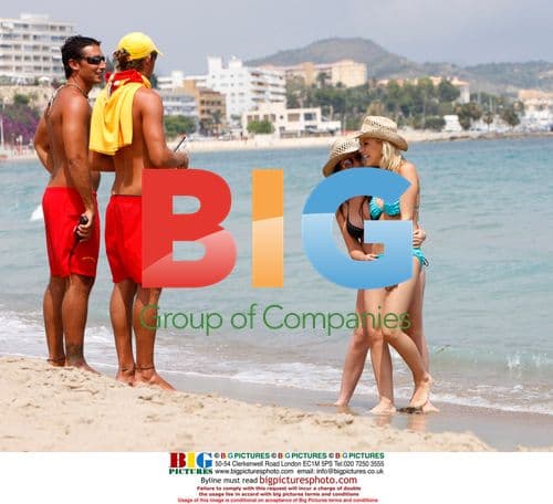 Stephanie McMichael relaxes on holiday