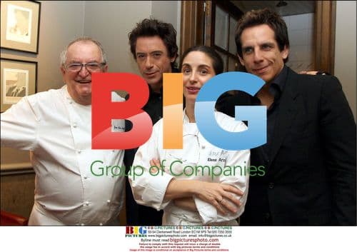 Ben Stiller and Robert Downey Jr. with Chef Arzak and Daughter