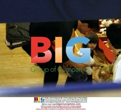 Tom Cruise and daughter Suri at Build a Bear Workshop