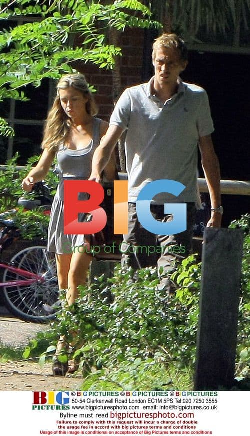 Peter Crouch and Abigail Clancy outing