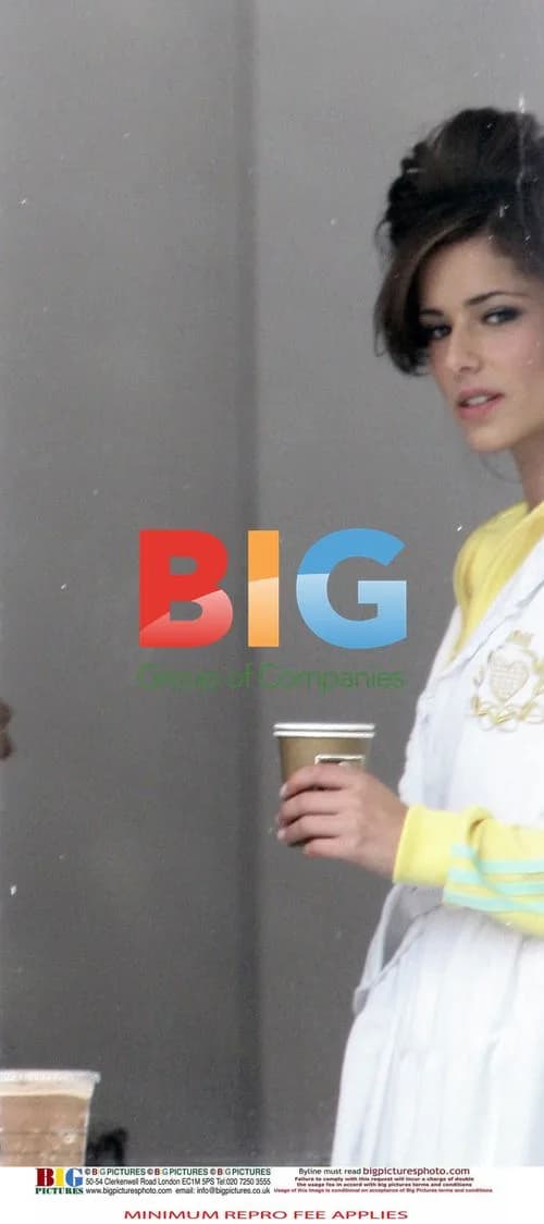 Girls Aloud arrive to film Nintendo ad
