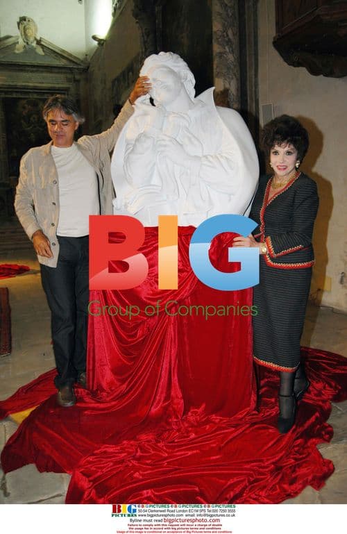 Gina Lollobrigida and Andrea Bocelli at art exhibition