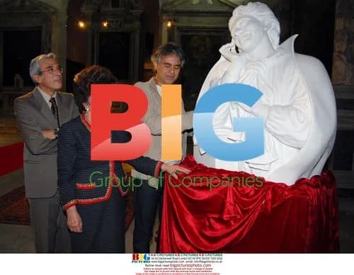 Gina Lollobrigida and Andrea Bocelli at Art Exhibition