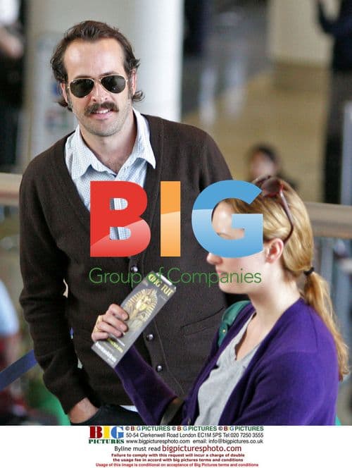 Jason Lee Departs LAX