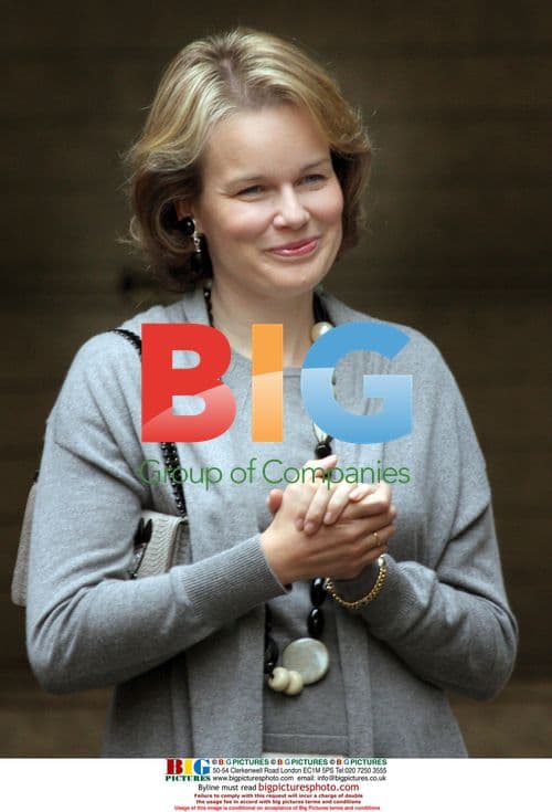 Princess Mathilde visits Magellan school in Brussels