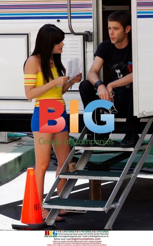 Selma Blair on 'Kath and Kim' set