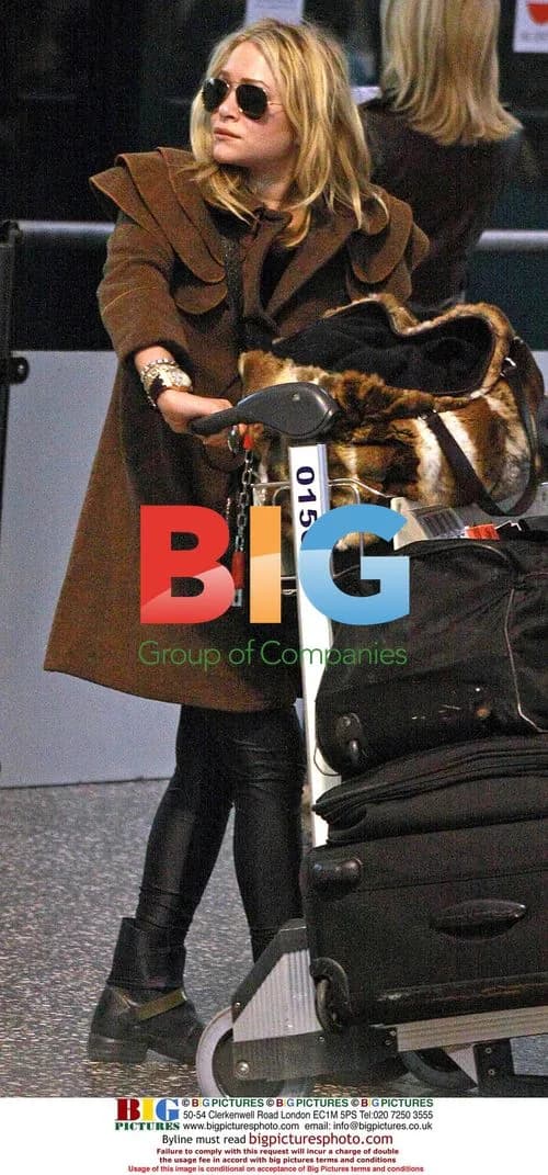 Mary-Kate Olsen arrives at Milan Airport
