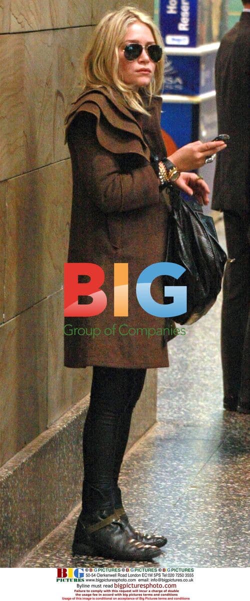 Mary-Kate Olsen arrives at Milan Airport