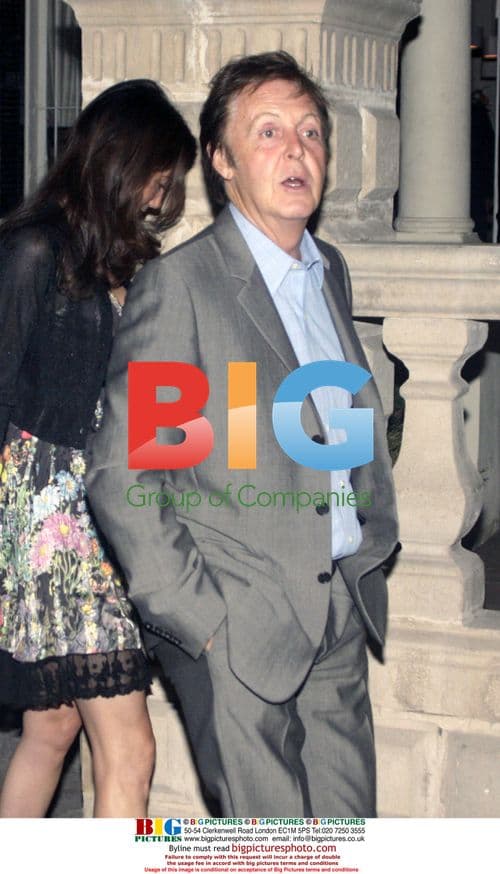 Paul McCartney and Nancy Shevell Arrive in Israel