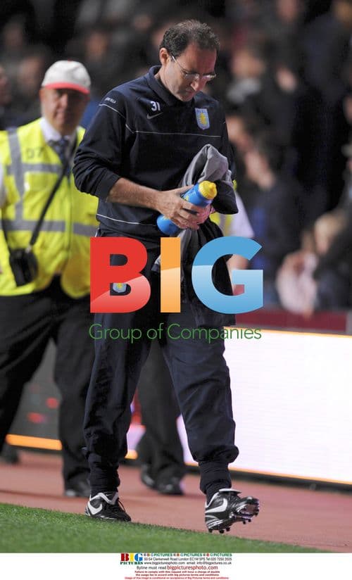 Aston Villa vs QPR Carling Cup Match