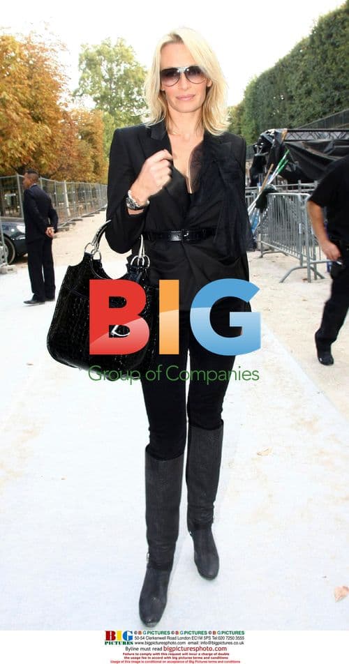 Estelle Lefebure Essebag at Dior Show