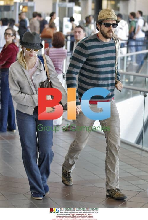 Scarlett Johansson and Ryan Reynolds at LAX