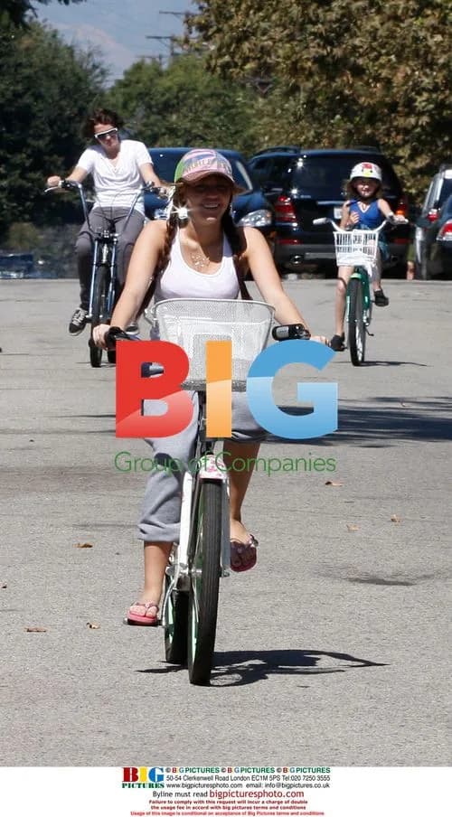 Miley Cyrus and family bike ride in Toluca Lake