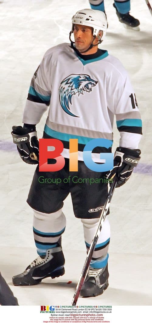 Dwayne "TOOTH FAIRY" Johnson shoots non-skating scene