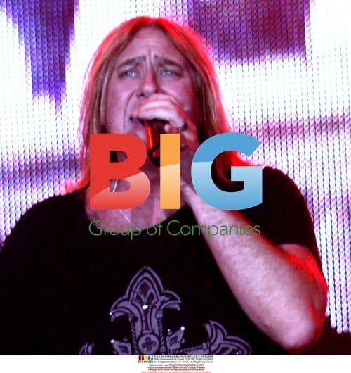 Joe Elliott of DEF LEPPARD at Manchester Arena