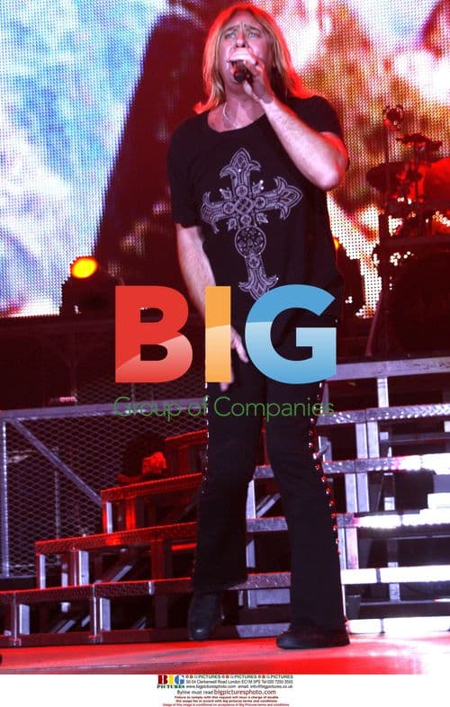 Joe Elliott of DEF LEPPARD at Manchester Arena