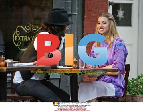 Whitney Port has dinner for 'The City'