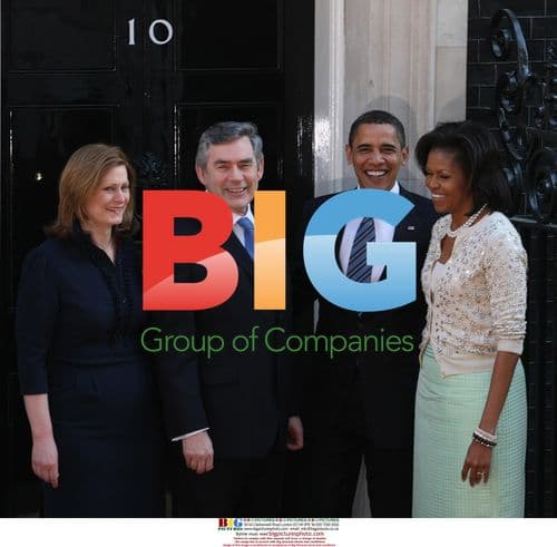 Obama and Browns Pose at 10 Downing St