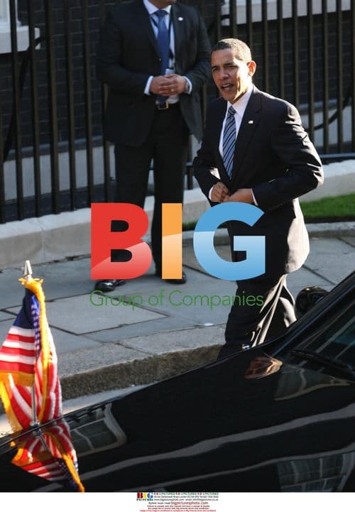 Obama Arrives for UK Meeting