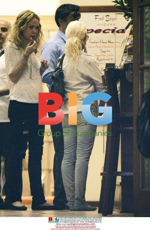 Christina Aguilera Shopping in West Hollywood