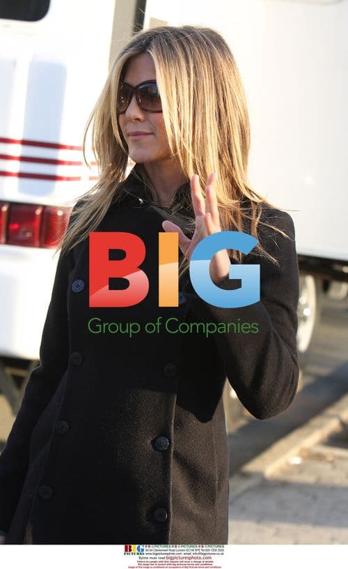 Jennifer Aniston on 'The Baster' set