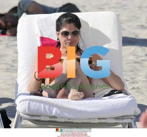 Selma Blair on Miami Beach Vacation