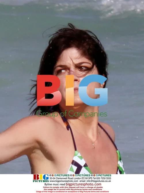 Selma Blair on Miami Beach Vacation