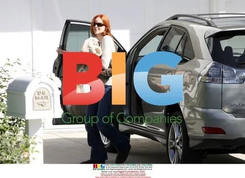 Marcia Cross Receives Delivery