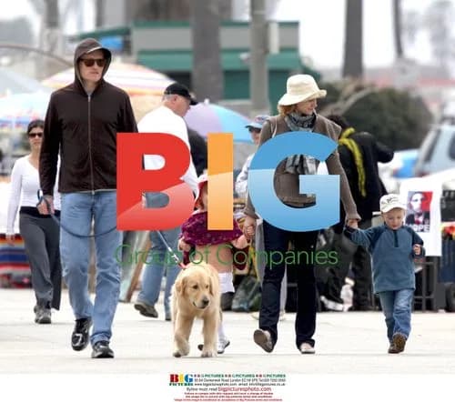 Conan O'Brien with family on Venice Beach