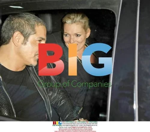 Kate Moss shops at Marc Jacobs in SoHo