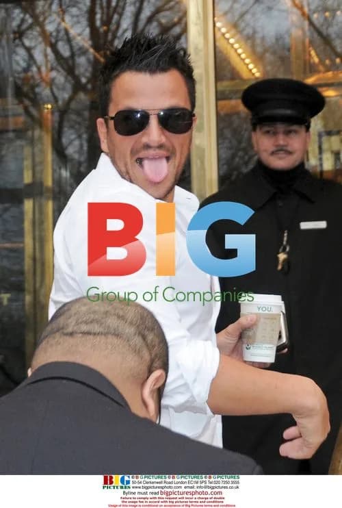 Katie Price and Peter Andre Leave Hotel