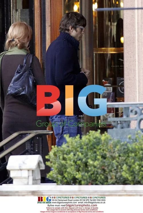 Ashton Kutcher visits friends in Monte Carlo