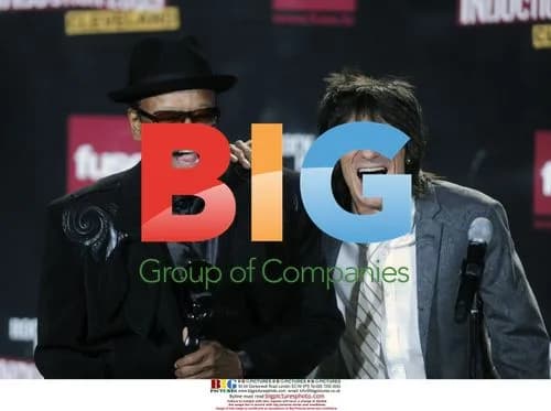 Bobby Womack and Ronnie Wood at Rock Hall Induction