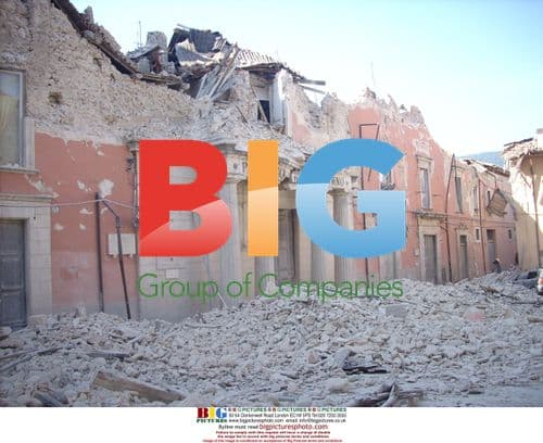 Powerful earthquake strikes central Italy