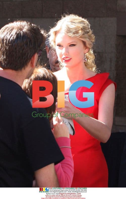 Taylor Swift at 2009 ACM Awards