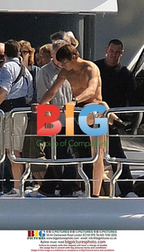 Ashton Kutcher filming "Five Killers" in France