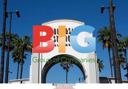 Conan O'Brien with Family in Venice Beach